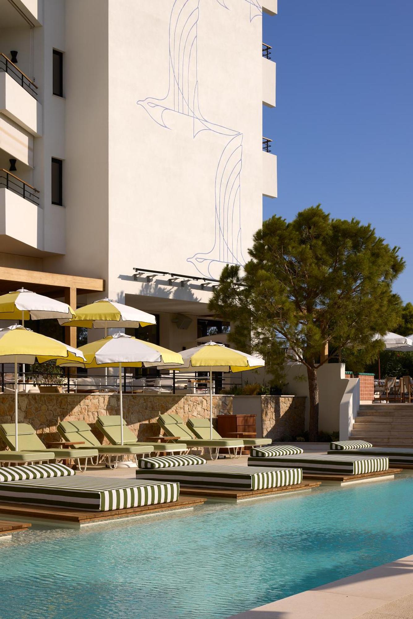 Ξενοδοχείο Ace & Swim Club Athens Γλυφάδα